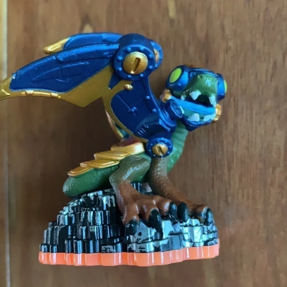 Skylanders figures lot